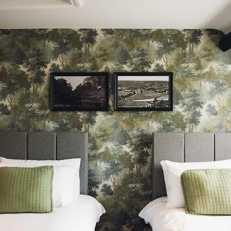 George & Dragon 4*