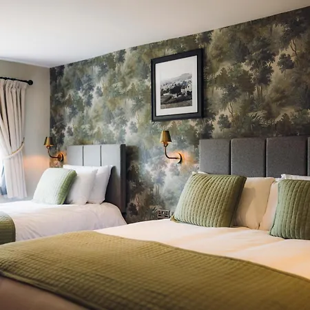 George & Dragon Hotel 4*