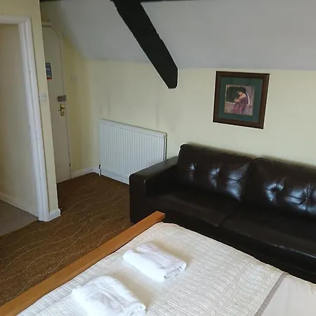 Hotel George & Dragon 4*