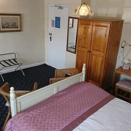 Hotel George & Dragon 4*