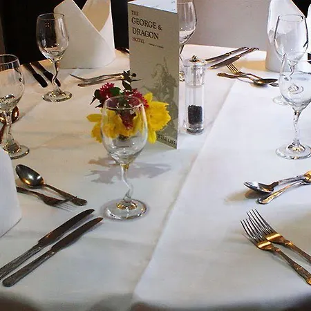 George & Dragon Hotel 4*