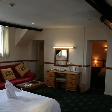 George & Dragon Hotel 4*